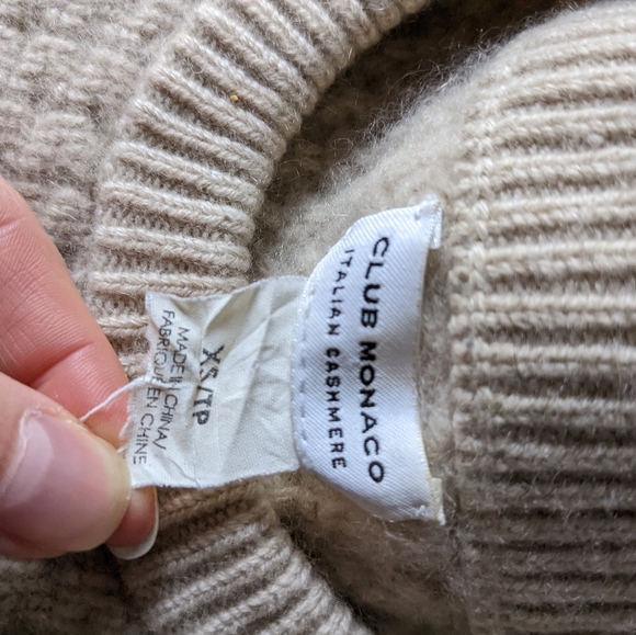 Thick Cashmere Sweater - Picture 4 of 12